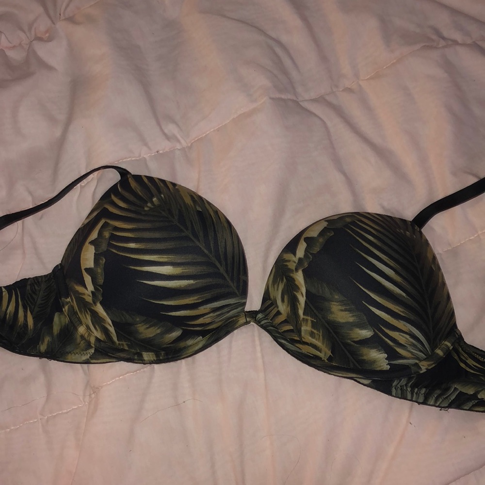 Victoria’s Secret PINK 36C Super Push Up Bra 🥰✨